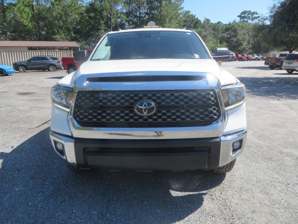 Used 2018 Toyota Tundra SR5 AWD/4WD image 3