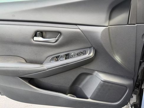 Used 2023 Nissan Sentra SV w/ All-Weather Package FWD image 28