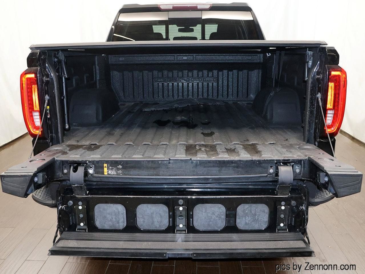 Used 2019 GMC Sierra 1500 Denali AWD/4WD image 6