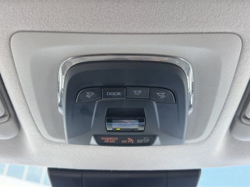 Used 2026 Toyota Corolla Cross LE FWD image 15