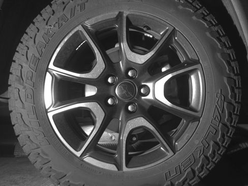 Used 2025 Jeep Compass Trailhawk AWD/4WD image 15