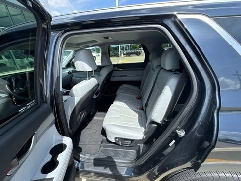 Used 2020 Hyundai Palisade SEL FWD image 11