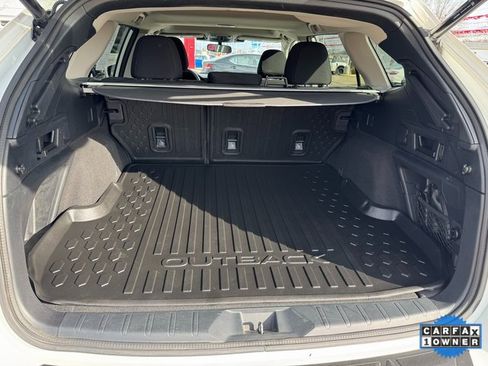 Used 2024 Subaru Outback Premium image 6