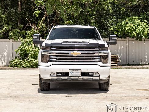 Used 2020 Chevrolet Silverado 3500 High Country AWD/4WD image 2