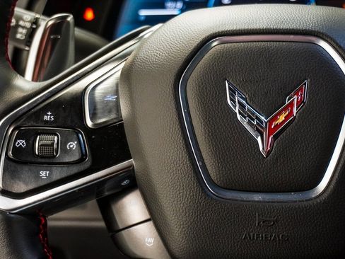 Used 2021 Chevrolet Corvette Stingray Coupe w/ 1LT image 11