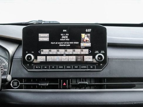 Used 2024 Mitsubishi Outlander SE AWD/4WD image 17