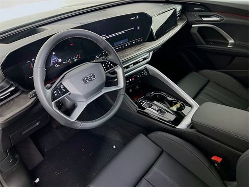 New 2025 Audi Q5 Premium Plus image 9