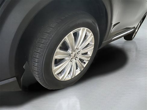 Used 2020 Ford Explorer Limited image 32