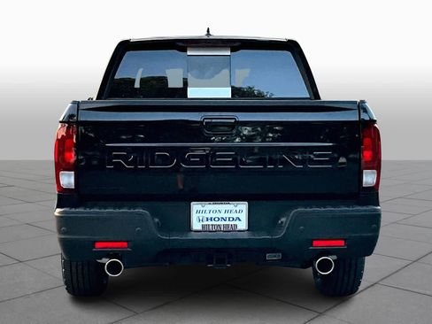 New 2026 Honda Ridgeline Black Edition image 4