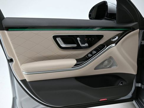 Used 2023 Mercedes-Benz S 580 4MATIC Sedan image 24