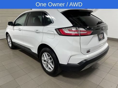 Used 2023 Ford Edge SEL w/ Convenience Package AWD/4WD image 4