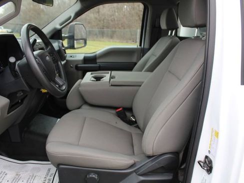 Used 2022 Ford F250 XL w/ STX Appearance Package AWD/4WD image 19