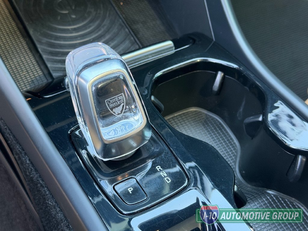 Used 2019 Volvo XC40 T5 Inscription AWD/4WD image 32