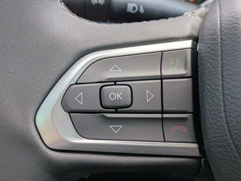 New 2026 Jeep Compass Latitude image 21