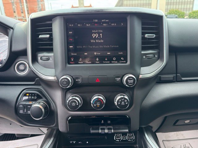 Used 2019 RAM 1500 Big Horn AWD/4WD image 13