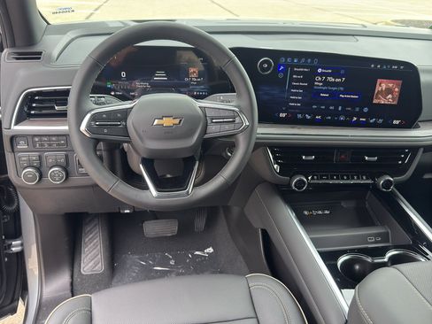 New 2026 Chevrolet Tahoe Premier w/ Sun And Tow Package AWD/4WD image 19