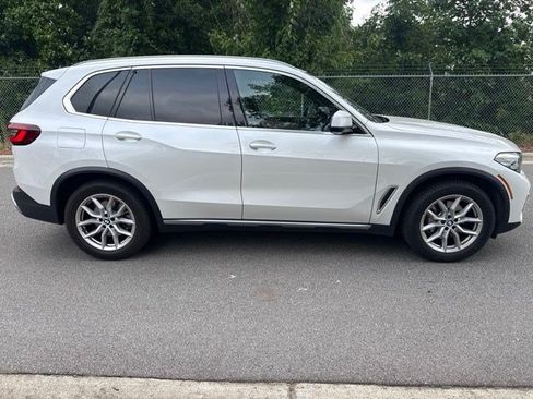 Used 2021 BMW X5 xDrive40i AWD/4WD image 4