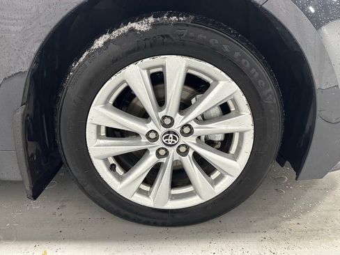 Used 2025 Toyota Corolla LE w/ LE Premium Package image 59