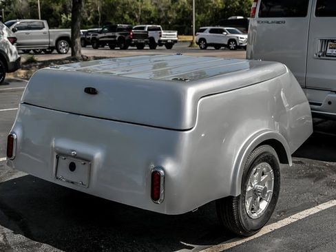 New 2025 GMC Savana 2500 w/ Driver Convenience Package image 5