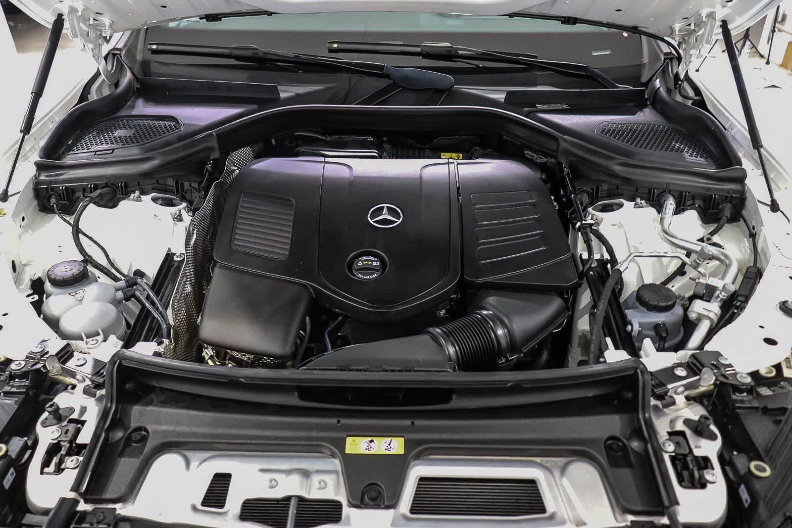 Certified 2024 Mercedes-Benz GLC 300 image 27