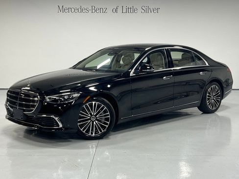 Used 2023 Mercedes-Benz S 580 4MATIC Sedan image 1