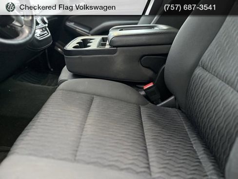 Used 2017 Chevrolet Tahoe LS w/ Skid Plate Package image 21