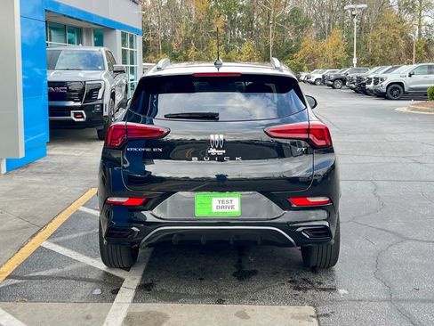 Used 2024 Buick Encore GX Sport Touring image 5