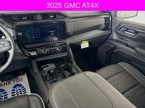 Used 2025 GMC Sierra 1500 AT4X image 25
