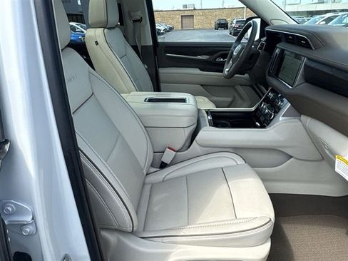 Certified 2024 GMC Yukon Denali AWD/4WD image 28