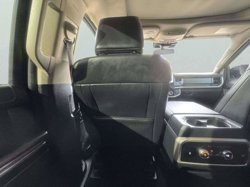 Used 2023 Ford Expedition XLT AWD/4WD image 51
