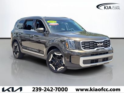 Certified 2025 Kia Telluride S