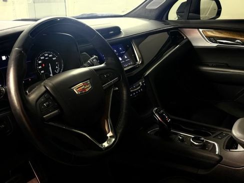 Used 2024 Cadillac XT6 Sport w/ Platinum Package AWD/4WD image 47