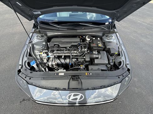New 2026 Hyundai Elantra Limited FWD image 28