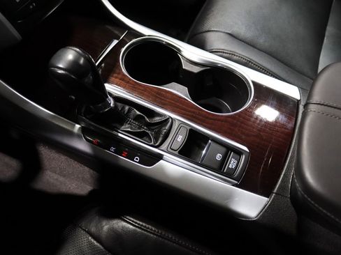 Used 2016 Acura TLX w/ Technology Package image 23