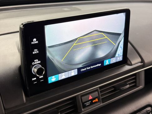 Certified 2023 Honda Pilot Touring image 26