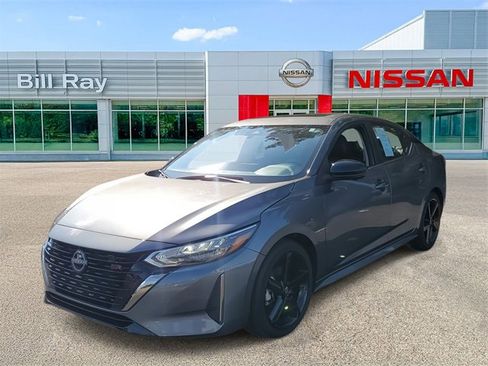 Certified 2024 Nissan Sentra SR w/ SR Premium Package image 2