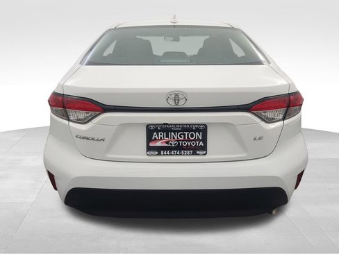 Used 2024 Toyota Corolla LE image 6