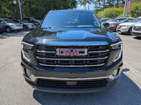 Used 2024 GMC Acadia Elevation w/ Trailering Package AWD/4WD image 9