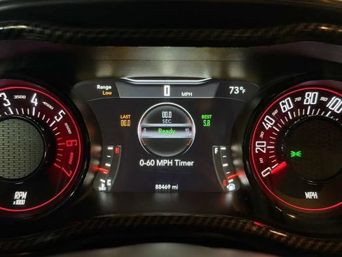 Used 2016 Dodge Challenger R/T w/ Blacktop Package RWD image 30