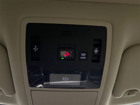 Used 2020 Lexus RX 450h AWD w/ Luxury Package image 36