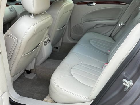 Used 2007 Buick Lucerne CXL w/ Luxury Package image 34