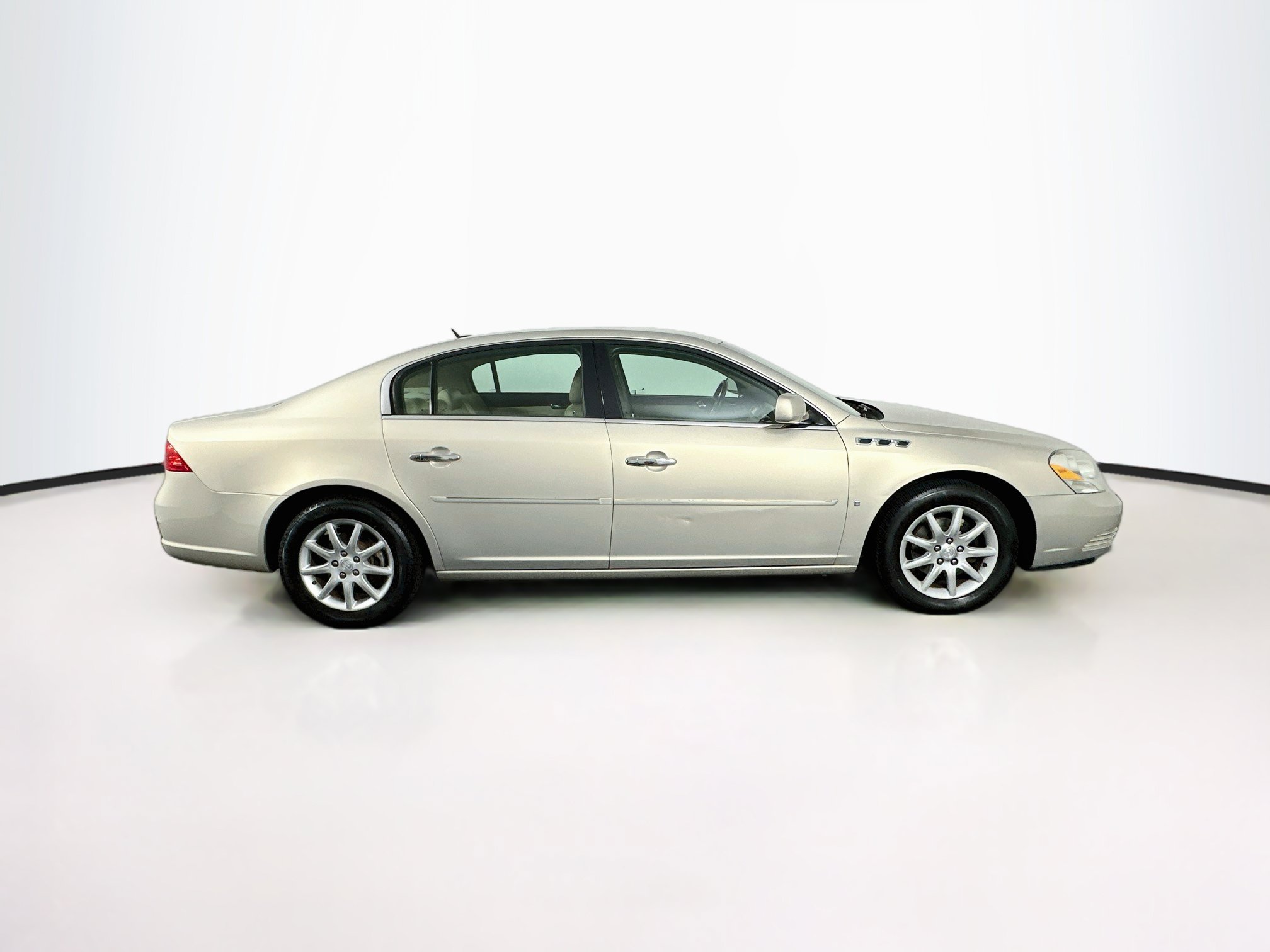 Used 2008 Buick Lucerne CXL w/ Luxury Package FWD image 10