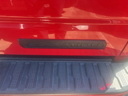 Used 2021 GMC Sierra 1500 Elevation image 12