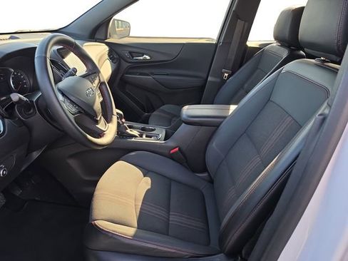 Used 2024 Chevrolet Equinox RS FWD image 9