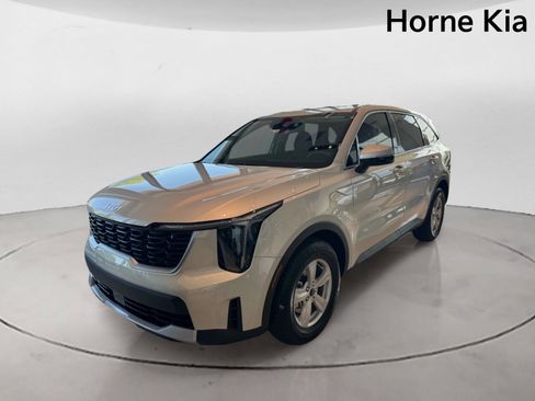 New 2026 Kia Sorento LX FWD image 7