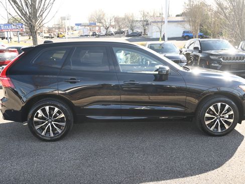 Used 2025 Volvo XC60 B5 Plus w/ Climate Package image 15
