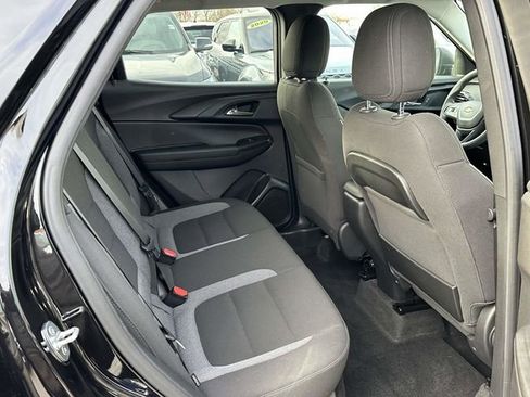 Used 2021 Chevrolet TrailBlazer LS image 19