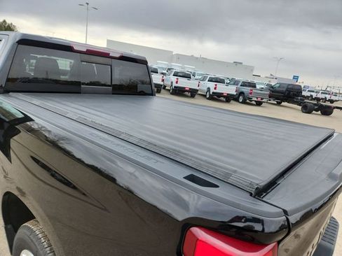 Certified 2019 Chevrolet Silverado 1500 LTZ image 33