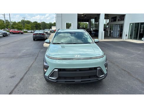 Used 2025 Hyundai Kona SEL AWD/4WD image 8