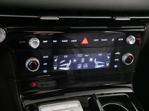 Used 2025 Genesis G80 2.5T Sport Prestige image 23